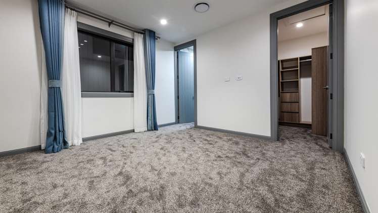 14 Greenstead Close Flat Bush_29