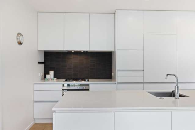 994 Colombo Street 1544_1