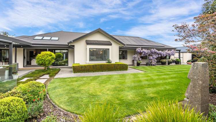 237 Southfield Drive Lincoln_38