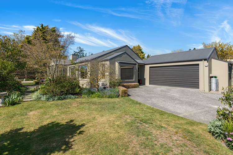 9 Oakmont Green Shirley_5