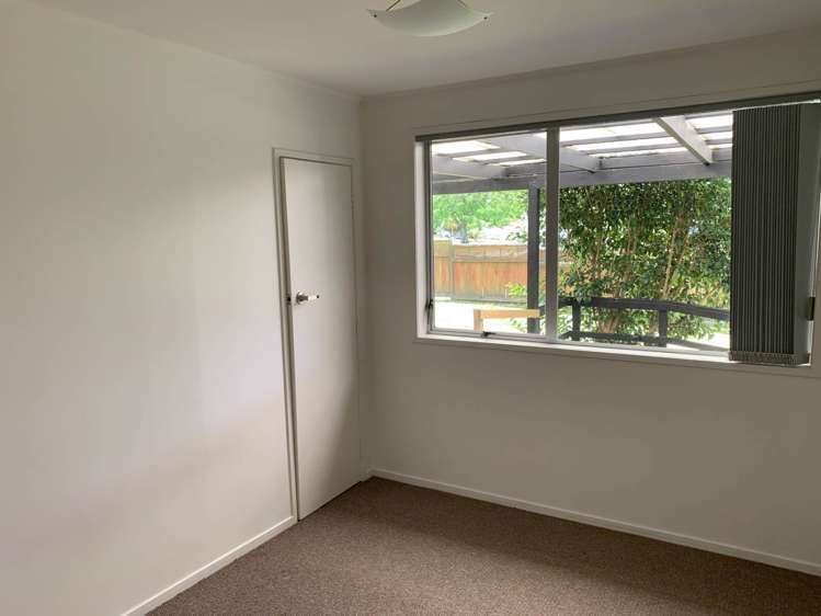 9 Julia Place Totara Vale_5