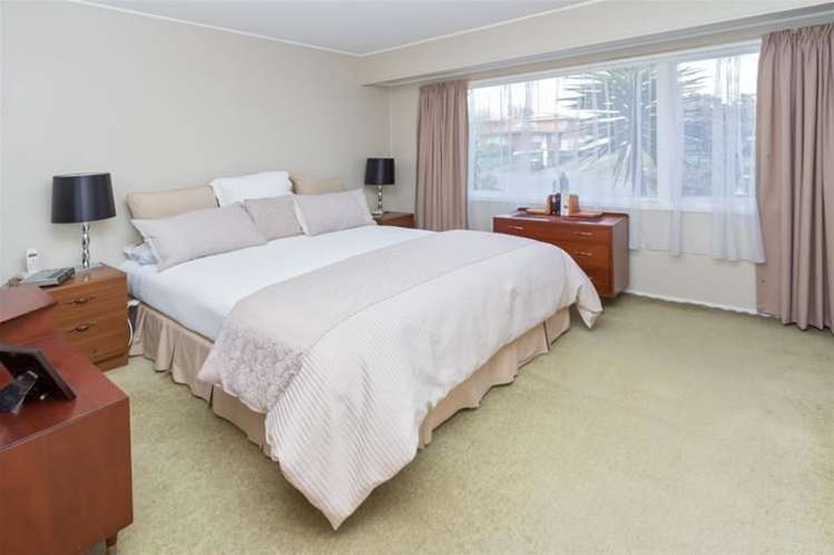 32 Tupaki Place Pakuranga Heights_9