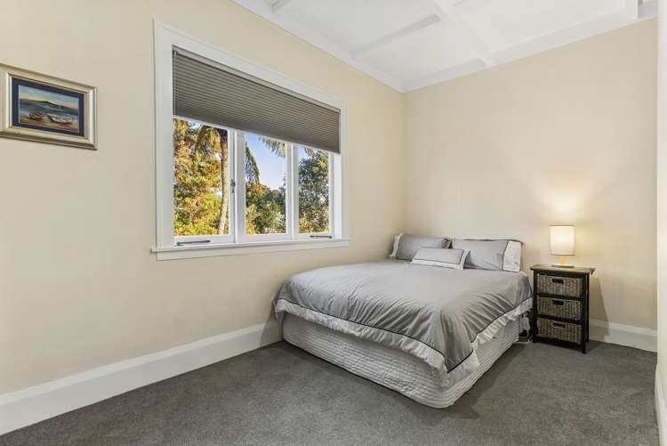 8 Jesmond Terrace Mount Albert_8