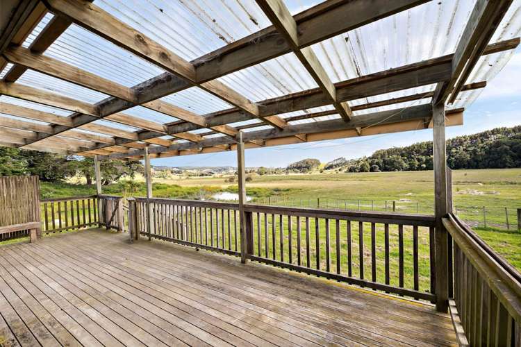 1284 State Highway 16 Waimauku_9