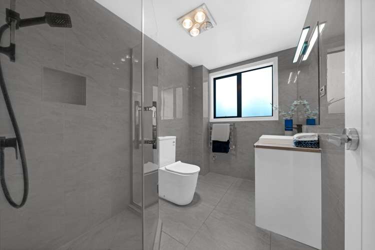 66A Marine Parade Mellons Bay_23