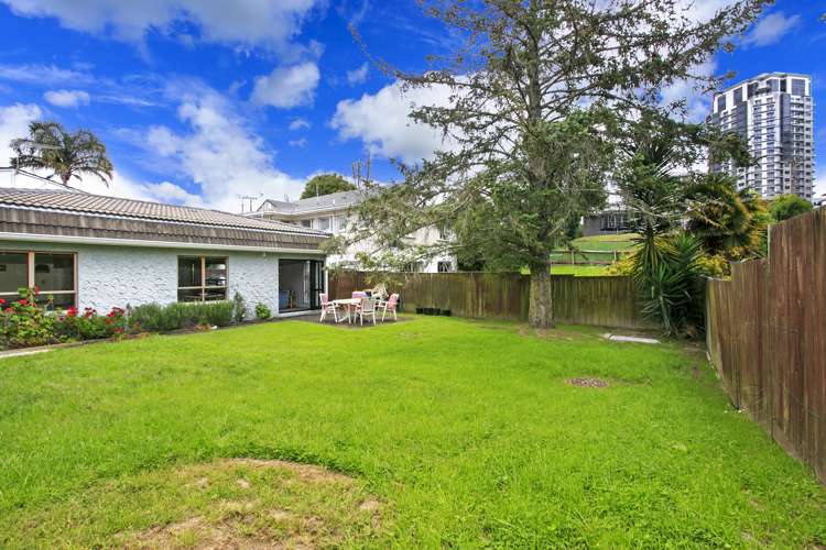 6 Burns Avenue Takapuna_11