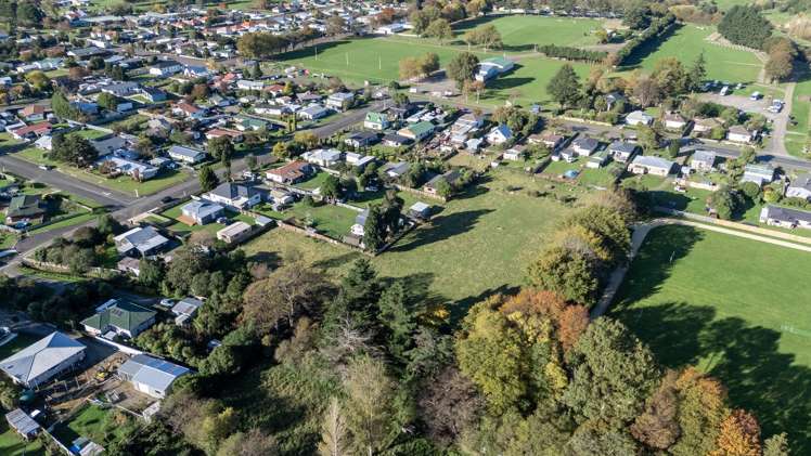 9b Mathew Street Dannevirke_11