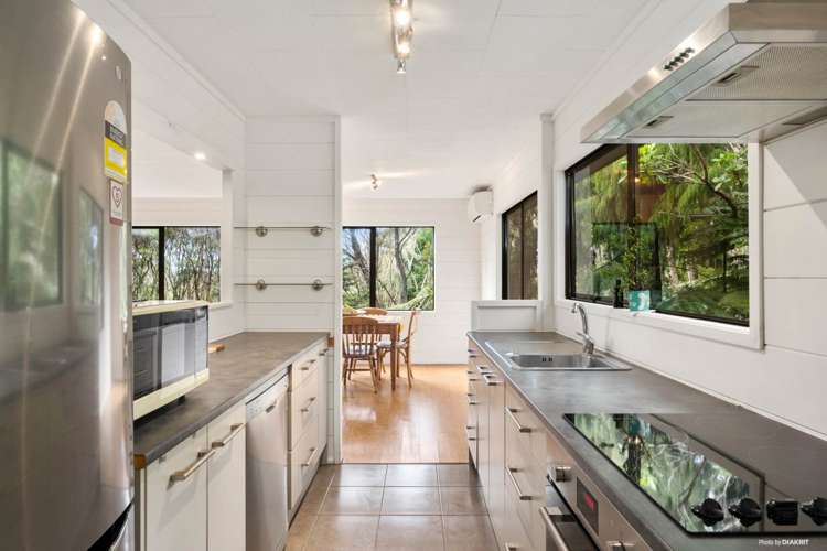 54 Opanuku Road Henderson Valley_8