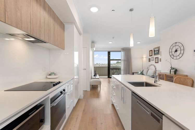 203/189 Barbarich Drive Stonefields_2