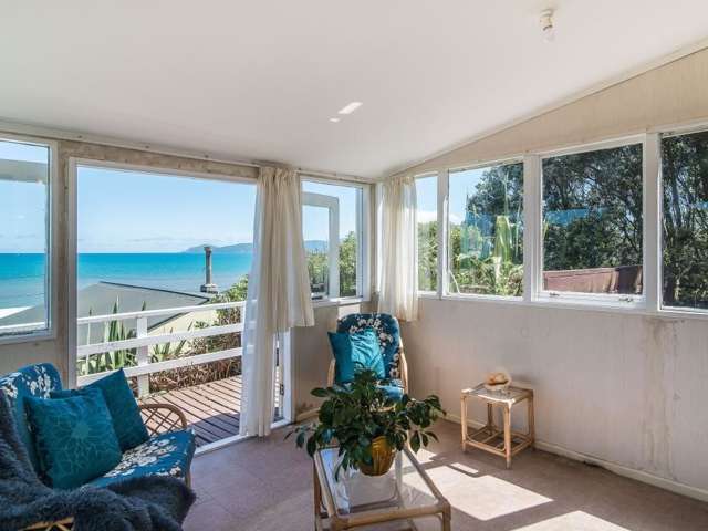 6 Karekare Road Raumati South_2