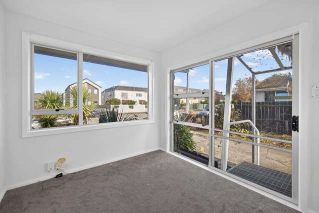 347 Worcester Street Linwood_3