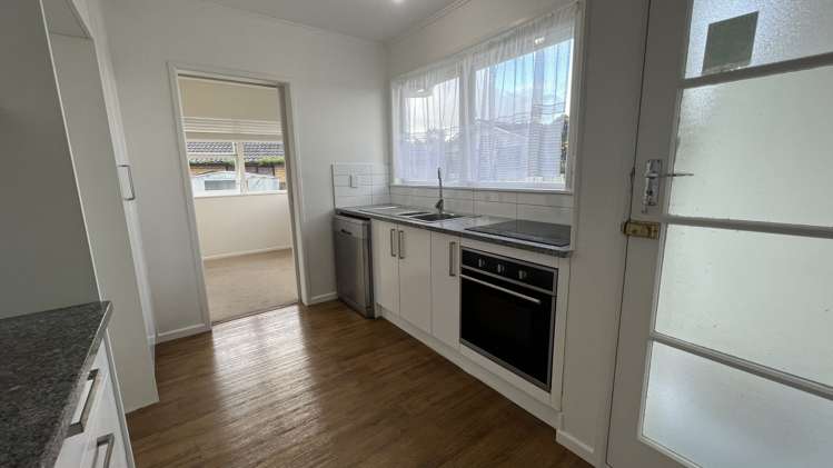 36 Heybridge Street Manurewa_5