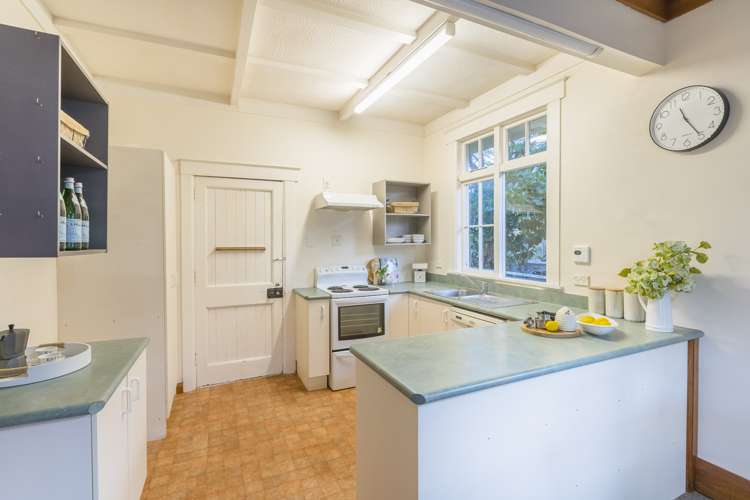 43 Hautana Street Woburn_7