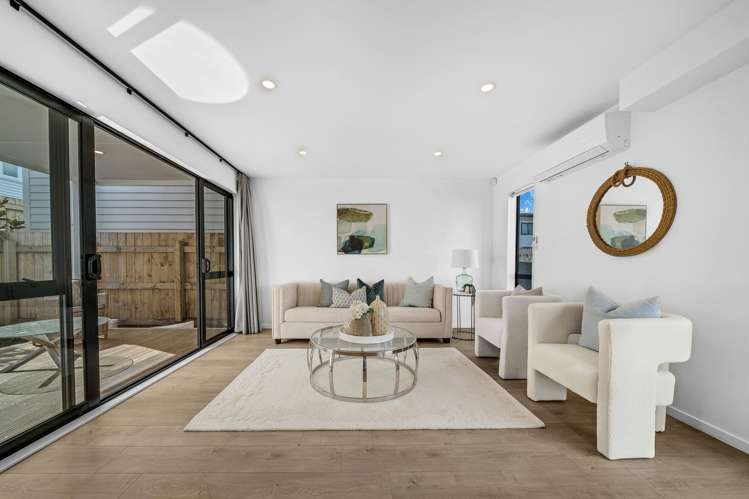 2/31 Frost Road Mt Roskill_1