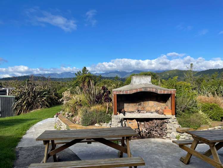 7370 State Highway 6 Charleston_19