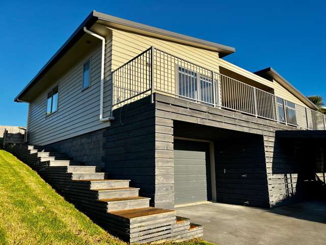 17 Puka Place Raglan_1