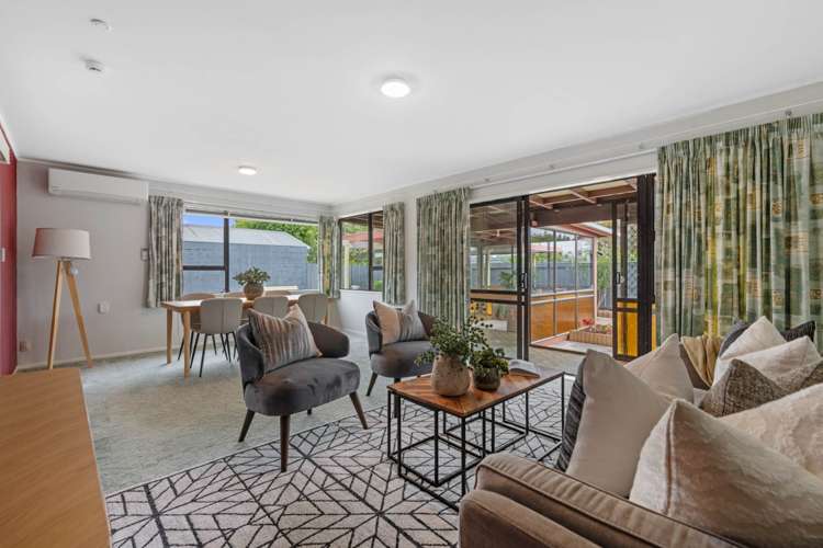 2/60 Vivian Wilson Drive Eastern Beach_4