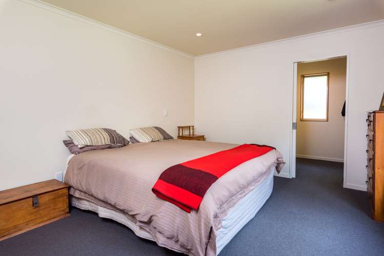 8 Vorbach Place Renwick_8