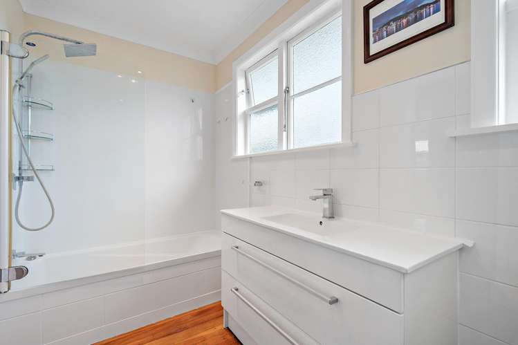 19 East Street Petone_9