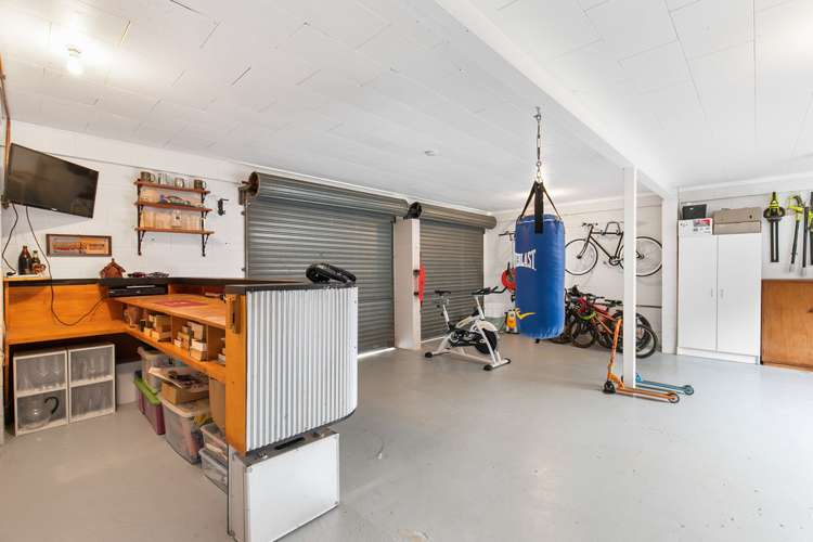 4 Easter Parade Glen Eden_17