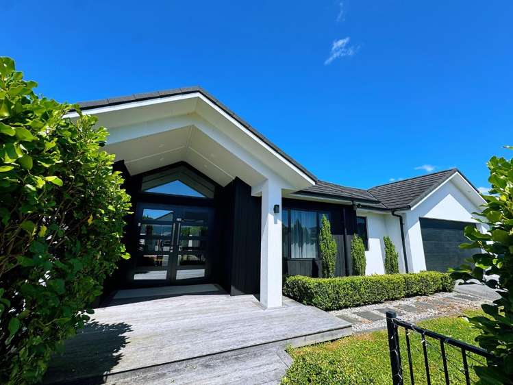 14 Batten Drive 2743_0