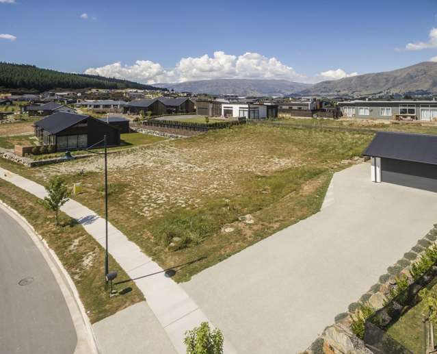 82 Infinity Drive Wanaka_1