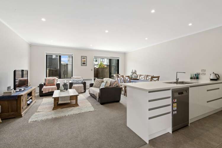 24 Tuatua Road Hobsonville_2