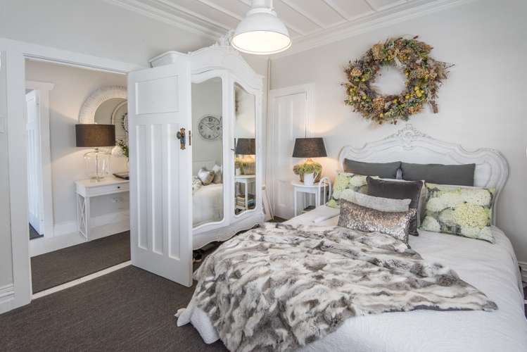 10 Queens Parade Devonport_21