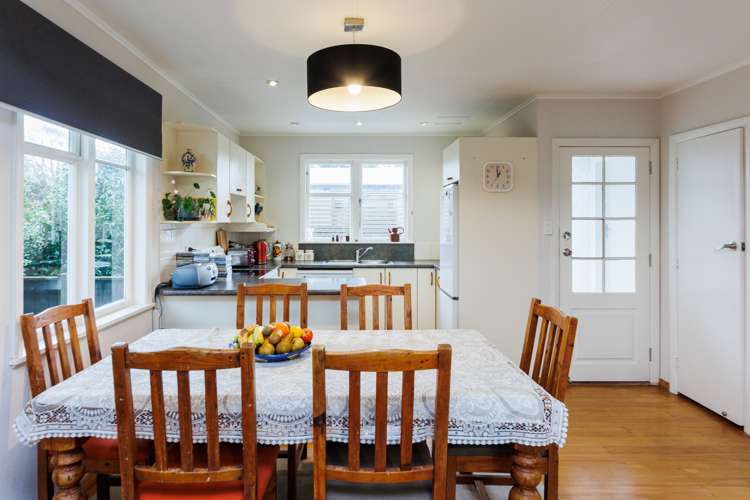 6 Long Melford Road Awapuni_3