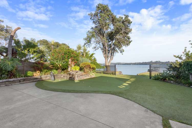 90 The Terrace Herald Island_33