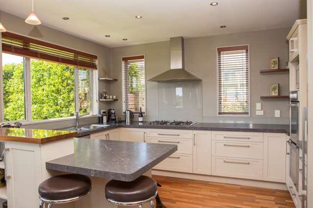 12 Karoro Place Karoro_1