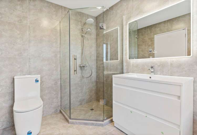 3/16 Williamson Avenue Belmont_5