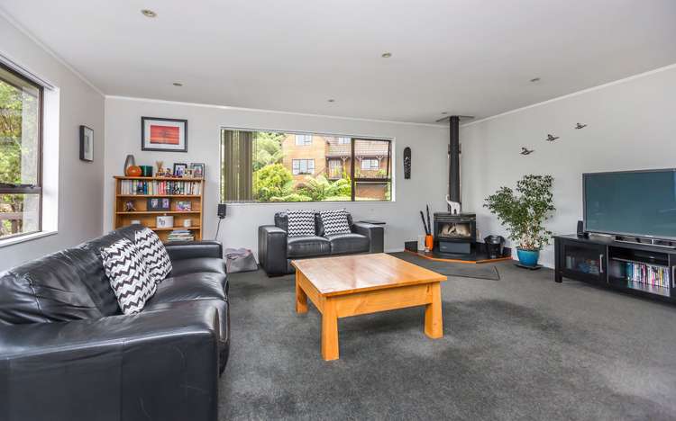 24 Thatcher Crescent Crofton Downs_31