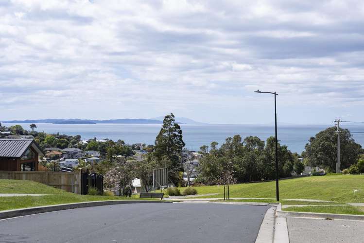 5 Anehana Place Stanmore Bay_16