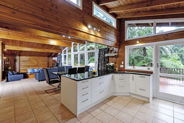 214 Woodlands Park Road Titirangi_4