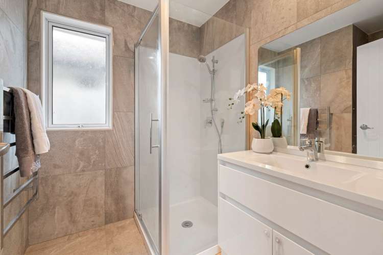 8 Takahe Avenue Takanini_7