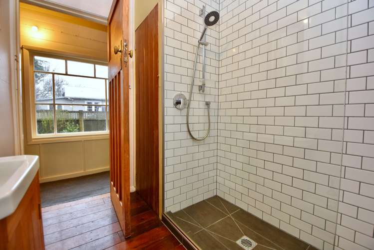 65 Connollys Line Carterton_13