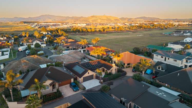 65 Santa Cruz Drive Papamoa Beach_1