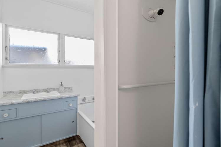 634a River Road Chartwell_10