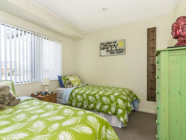 7 Joanne Street Lytton West_7