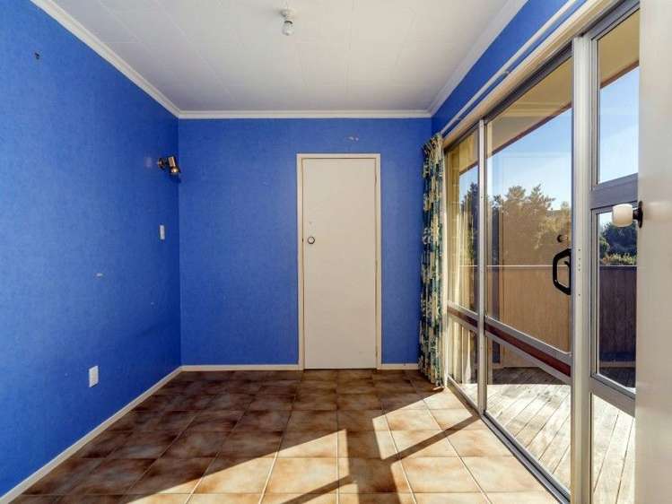 44 Churchill Avenue Richmond_7