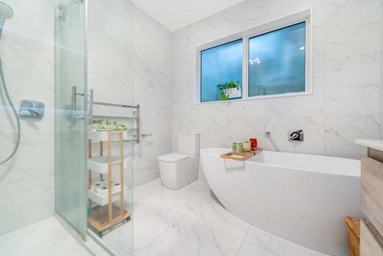 3a Lucca Crescent Flat Bush_17