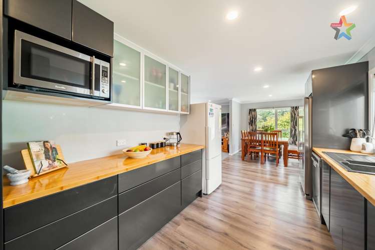 12 Waipuna Grove Stokes Valley_10