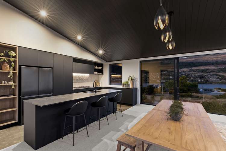 8 Spring Hill Road Kelvin Heights_12