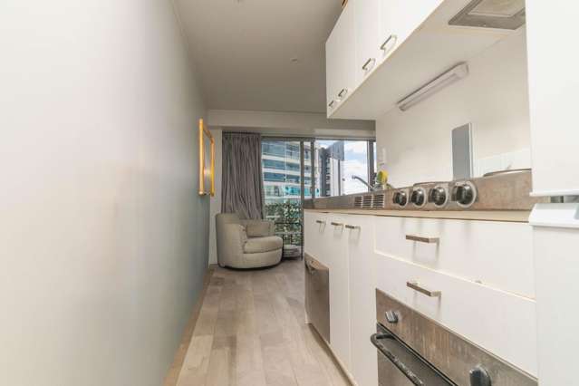 1603/430 Queen Street 10015_2