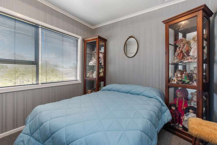 1/13 Hill Crescent Papakura_11