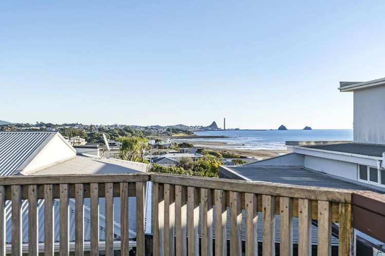 3/12 Beach Street Fitzroy_3
