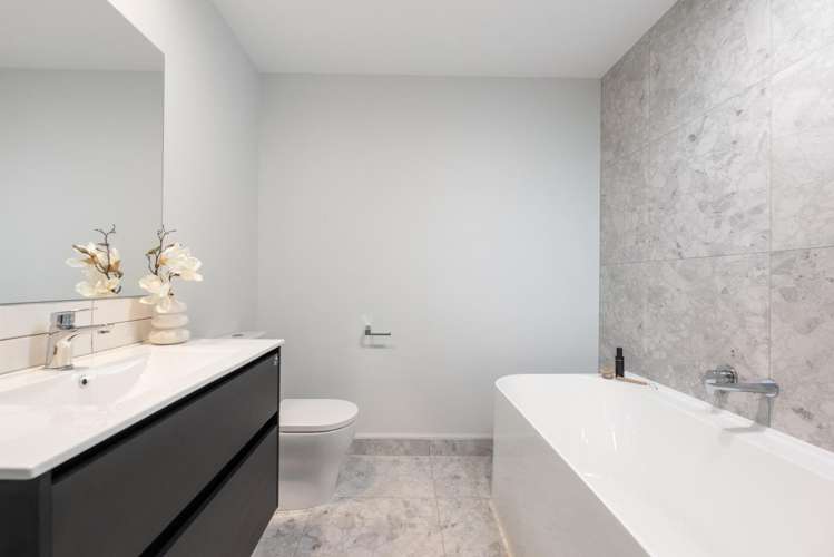 8 Rockefeller Street_4