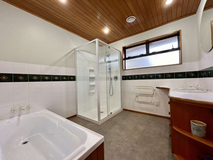 275 Homestead Road Weston_21