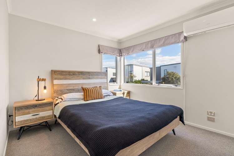 91 Glidepath Road Hobsonville_10